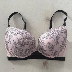 Victoria’s Secret Light Pink and Black Lace-Sexy Padded Push-Up Bra 32DD